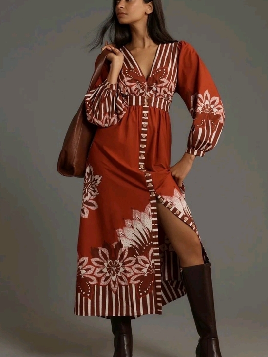 Anthropologie Dresses & Skirts - Farm Rio x Anthropologie Long-Sleeve V-Neck Midi Dress.